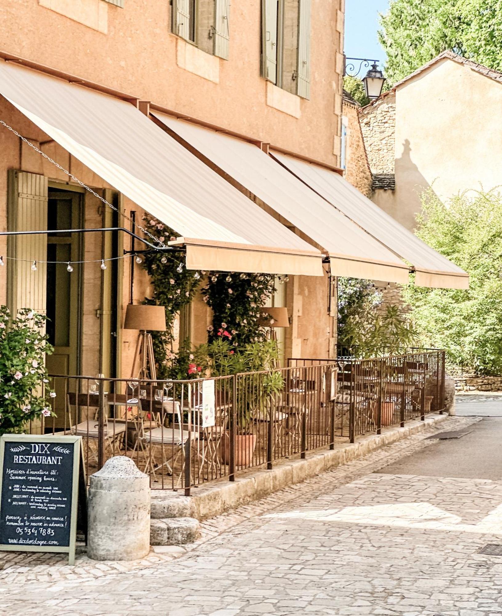 Dix Restaurant & Chambres D'Hotes, Sainte-Alvere, Dordogne Exterior photo